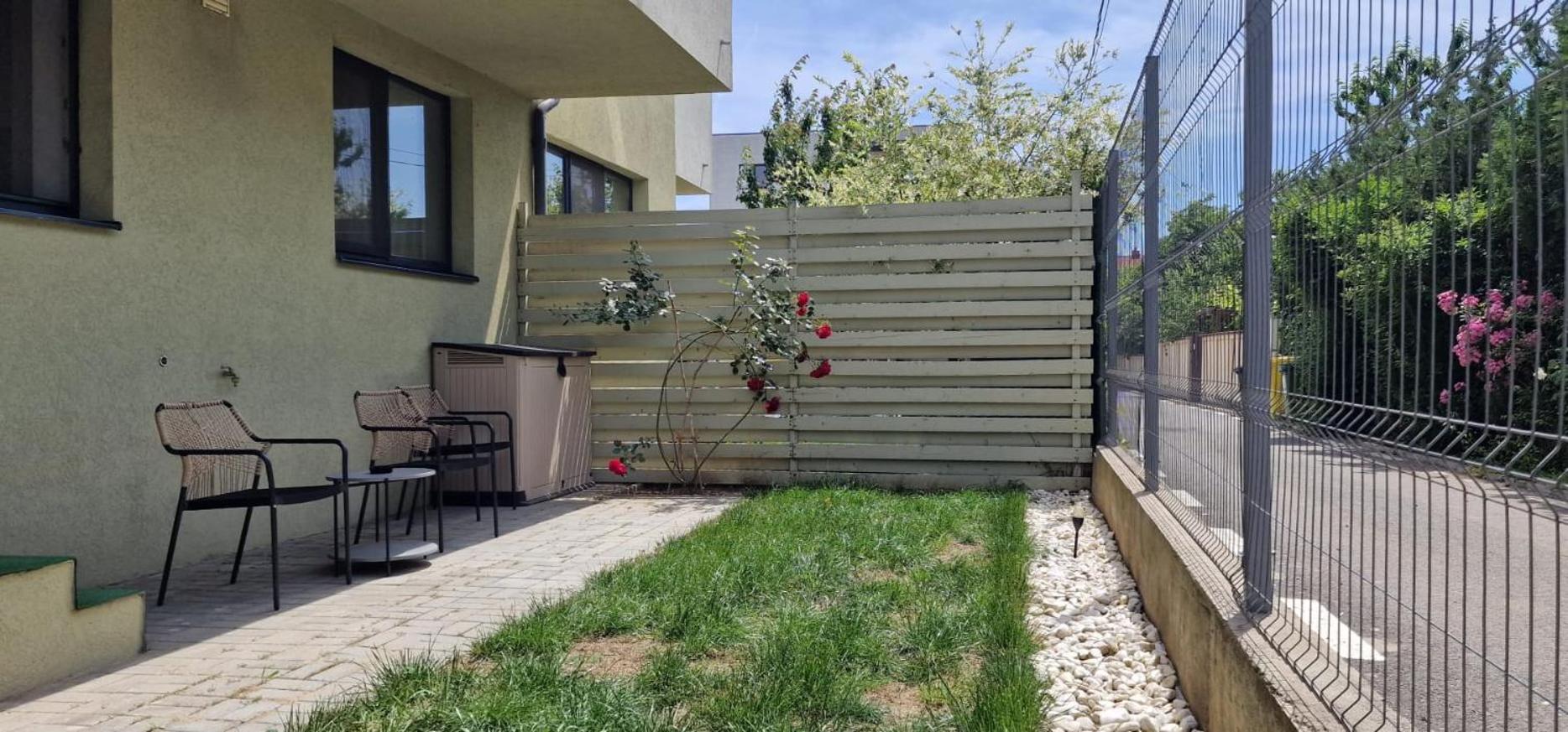 Amazing Apartament With Garden Bucharest Airport Self Check-In!! Otopeni Exterior foto